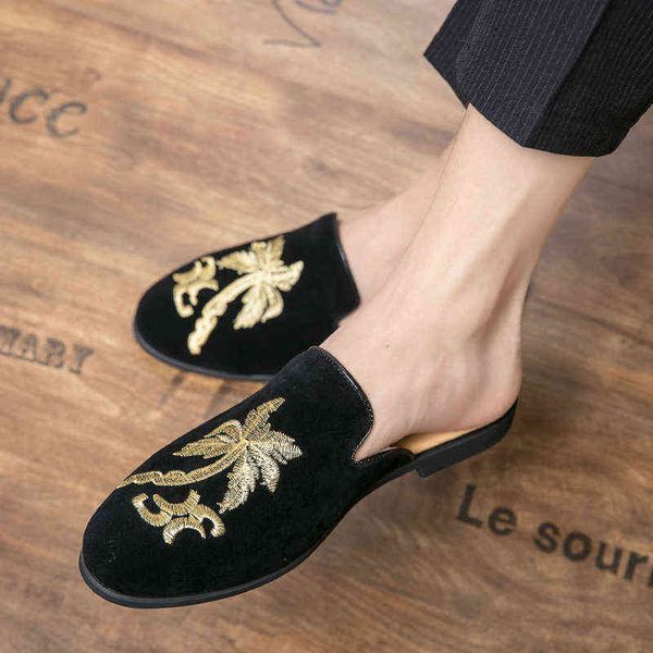 italian casual shoes embroidered men half loafers outdoor mules slippers for man fashion summer heelless shoes y220628, Black
italian casual shoes embroidered men half loafers outdoor mules slippers for man fashion summer heelless shoes y220628, Black
