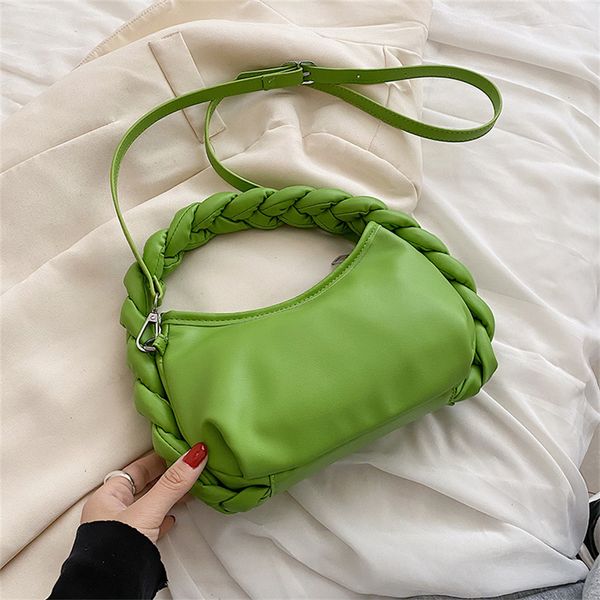 2022 braided handle women's pu messenger bag spring new designer fashion trend shoulder bag luxury solid color soft handbag
2022 braided handle women's pu messenger bag spring new designer fashion trend shoulder bag luxury solid color soft handbag