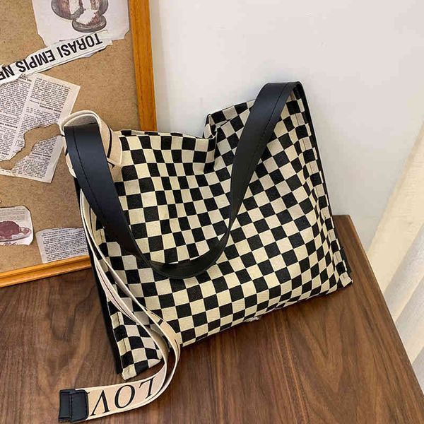 60% off wholesale dign small bag women's 2022 autumn winter new versatile lattice shoulder fashion style armpit letter printed shoulder
60% off wholesale dign small bag women's 2022 autumn winter new versatile lattice shoulder fashion style armpit letter printed shoulder