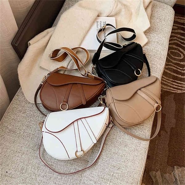 factory sale super low discount small single shoulder bag wide shoulder strap texture saddle small square bag
factory sale super low discount small single shoulder bag wide shoulder strap texture saddle small square bag