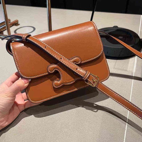 factory online export designer trendy bags new triumphal arch leather fashion simple small square style one shoulder msenger
factory online export designer trendy bags new triumphal arch leather fashion simple small square style one shoulder msenger