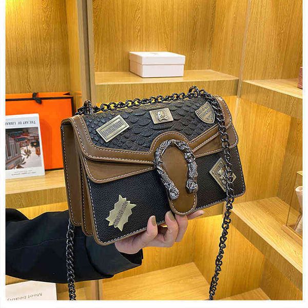 handbags outlet texture women's 2022 new crocodile leather diagonal versatile chain one shoulder small square bag
handbags outlet texture women's 2022 new crocodile leather diagonal versatile chain one shoulder small square bag