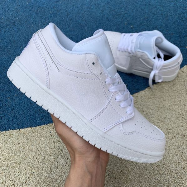 2023new jumpman 1 low 1s basketball shoes og fragment designer university blue unc black shadow light smoky grey men women sneaker eur 36-46
2023new jumpman 1 low 1s basketball shoes og fragment designer university blue unc black shadow light smoky grey men women sneaker eur 36-46