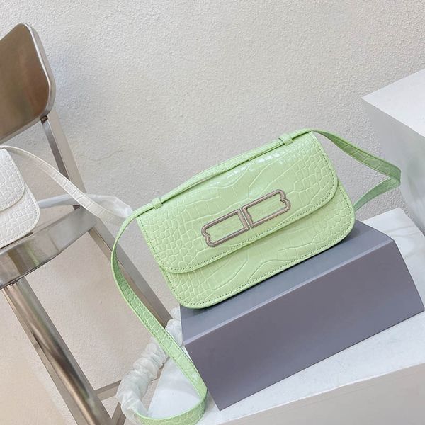 designer bag women new arrive paris fashion brand paris shoulder bags size 24*12 model sx0512
designer bag women new arrive paris fashion brand paris shoulder bags size 24*12 model sx0512