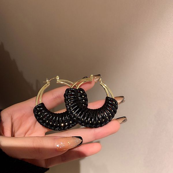 european and american personalized wax line woven ear ring graceful online influencer frosty style earrings niche high-grade sweet cool ear, Golden
european and american personalized wax line woven ear ring graceful online influencer frosty style earrings niche high-grade sweet cool ear, Golden