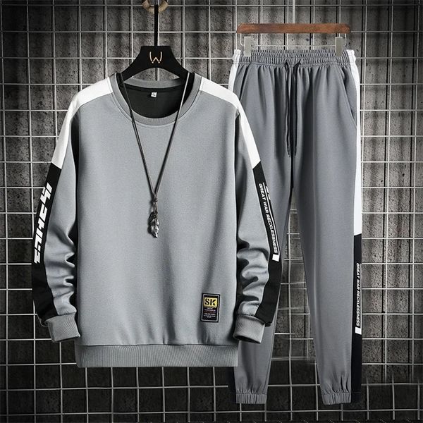 casual mens 2 pieces set spring autumn men tracksuit fashion sweatshirtpants printed track suit mens sets streetwear 220809, Gray
casual mens 2 pieces set spring autumn men tracksuit fashion sweatshirtpants printed track suit mens sets streetwear 220809, Gray