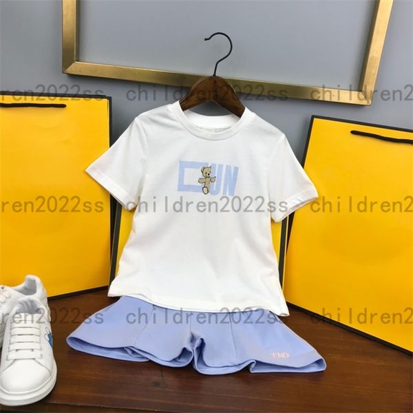 2022 high-end girls tracksuit sets summer white t shirts with shorts suit brand designer kids t-shirts beach shorts childrens short sleeve t
2022 high-end girls tracksuit sets summer white t shirts with shorts suit brand designer kids t-shirts beach shorts childrens short sleeve t