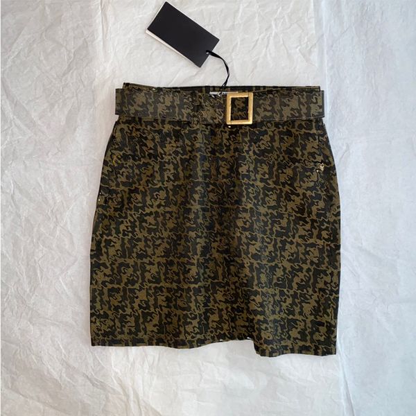 luxury brand 2022 high waist women's shorts with metal belt skirts f letter fashion mini dress women lady casual body con slim dresses, White;black
luxury brand 2022 high waist women's shorts with metal belt skirts f letter fashion mini dress women lady casual body con slim dresses, White;black