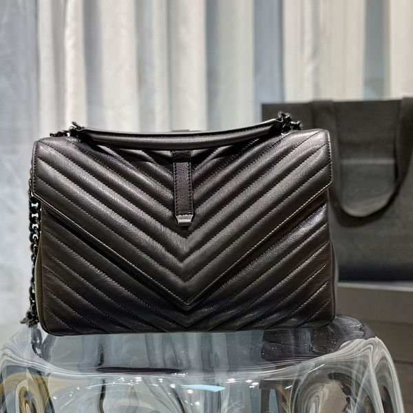 fasion luxurys designers women leather shoulder bags ladies commuter cross body messenger front flap tote female chest metal bag womans wais
fasion luxurys designers women leather shoulder bags ladies commuter cross body messenger front flap tote female chest metal bag womans wais