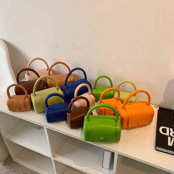 macarone candy jelly bag portable bag female summer oblique cross new design sense net red bucket g220524
macarone candy jelly bag portable bag female summer oblique cross new design sense net red bucket g220524