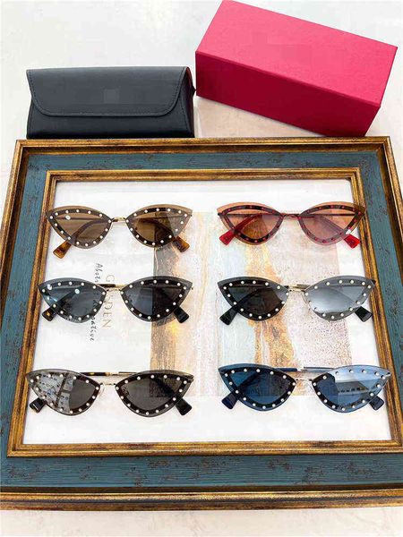 new style cat eye sunglasses net red same va2033 liuding fashion women's vintage eyeglasses shades movement, White;black
new style cat eye sunglasses net red same va2033 liuding fashion women's vintage eyeglasses shades movement, White;black
