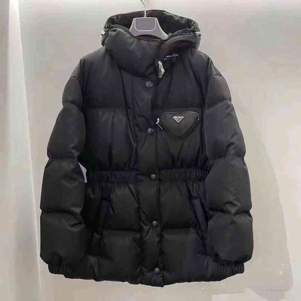pr down jacketchaopai 2022 winter new design chest pocket triangle decoration black waist hooded jacket for women
pr down jacketchaopai 2022 winter new design chest pocket triangle decoration black waist hooded jacket for women