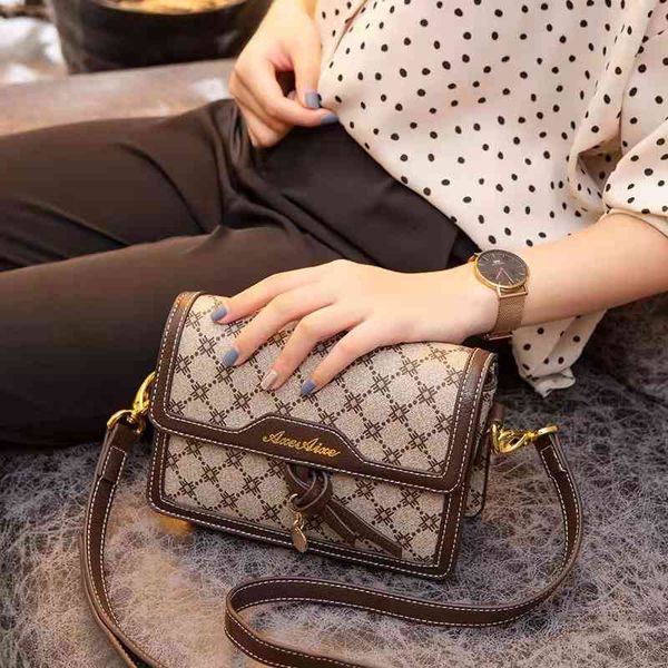 summer new high-end women's bag simple atmosphere versatile one shoulder large capacity small square bag purses_9xp9
summer new high-end women's bag simple atmosphere versatile one shoulder large capacity small square bag purses_9xp9