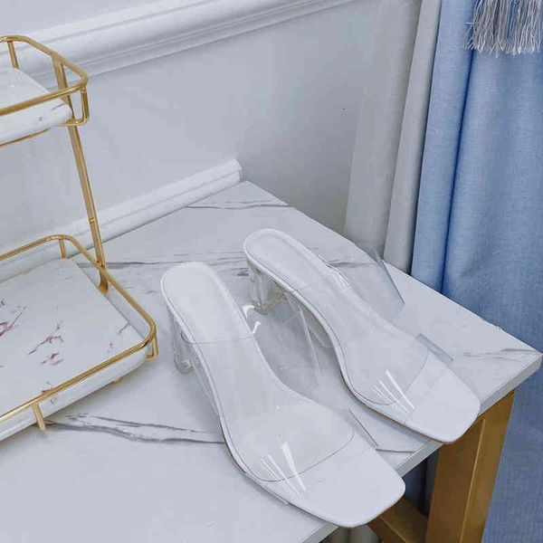 slippers transparent crystal heel thick high-heeled shoes pvc one-sided sandals women wear fairy style outside in summer, Black
slippers transparent crystal heel thick high-heeled shoes pvc one-sided sandals women wear fairy style outside in summer, Black