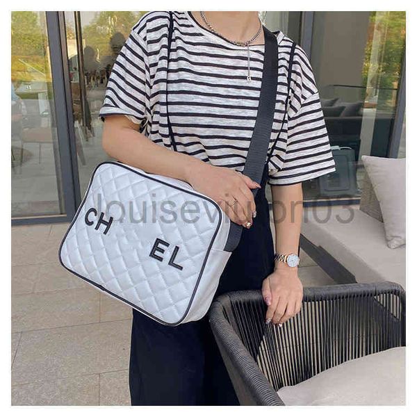 designer channel bag handbag man woman new letter large capacity lightweight leisure casual fashion pu messenger shoulder tote bag l12.2in w
designer channel bag handbag man woman new letter large capacity lightweight leisure casual fashion pu messenger shoulder tote bag l12.2in w