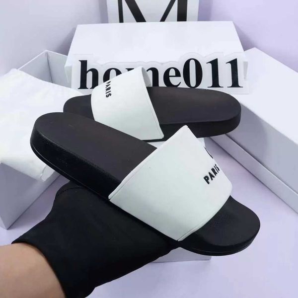 lovers letter sandal slippers men europe station 2022 summer new tide r daily non-slip leather casual flip-flops women 01, Black
lovers letter sandal slippers men europe station 2022 summer new tide r daily non-slip leather casual flip-flops women 01, Black