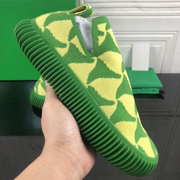 with box mens womens designer casual shoes triple green white technical knitted lace up sneakers, Black
with box mens womens designer casual shoes triple green white technical knitted lace up sneakers, Black