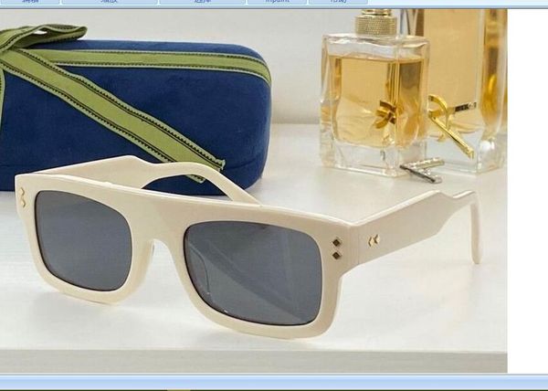 2021 women men sunglasses white plank frame rectangle grey lenses available with box, White;black
2021 women men sunglasses white plank frame rectangle grey lenses available with box, White;black
