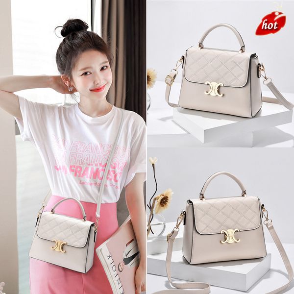 factory online export designer brand bag handbag women new fashion texture net 's triumphal single shoulder cross
factory online export designer brand bag handbag women new fashion texture net 's triumphal single shoulder cross