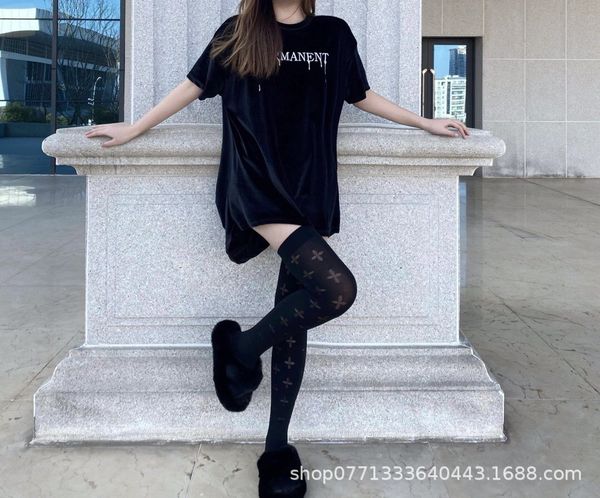 women's t-shirt designer 22 spring and summer new leisure fashion embroidery loose thin velvet short sleeved tkkm, White
women's t-shirt designer 22 spring and summer new leisure fashion embroidery loose thin velvet short sleeved tkkm, White