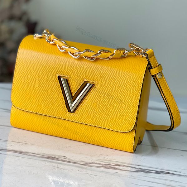 5a twist shoulder bags medium handbag women luxury designer wallet fashion chain leather water rippled tote classic messenger, Red;black
5a twist shoulder bags medium handbag women luxury designer wallet fashion chain leather water rippled tote classic messenger, Red;black
