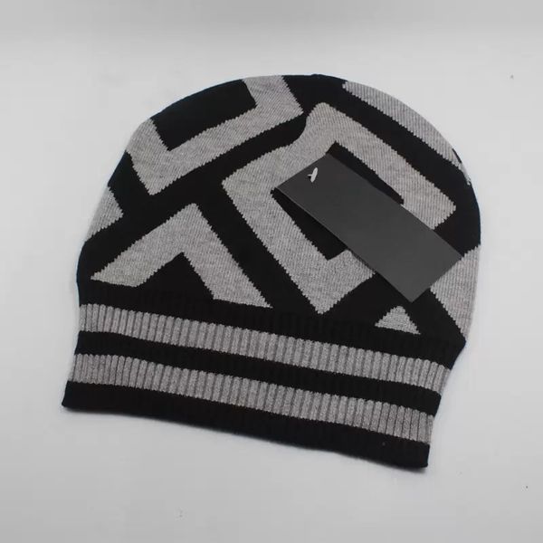 men designer winter beanie women skull caps hat cap ski hats snapback mask mens cotton cashmere patchwork letters luxury outdoor casual bean, Blue;gray
men designer winter beanie women skull caps hat cap ski hats snapback mask mens cotton cashmere patchwork letters luxury outdoor casual bean, Blue;gray