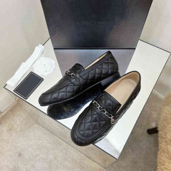 dress shoes women's size35-41 genuine leather moccasins chain lingge sewing patent designer shoes round toe, Black
dress shoes women's size35-41 genuine leather moccasins chain lingge sewing patent designer shoes round toe, Black