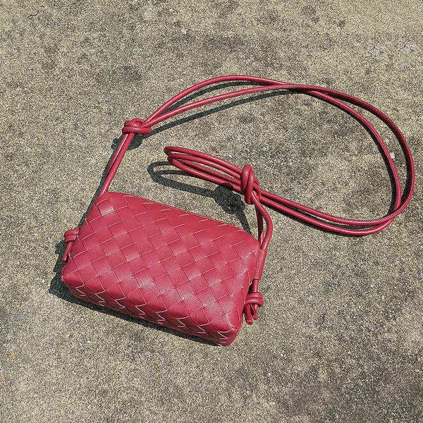2022 new small luxury designer handbag for female phone bag mini women's shoulder straps are y knotted crossbody 0628
2022 new small luxury designer handbag for female phone bag mini women's shoulder straps are y knotted crossbody 0628