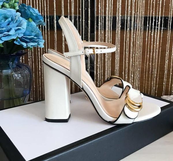 new summer lin sandals leather luster and toughness comfortable walking fabric first layer cow genuine leather more color, Black
new summer lin sandals leather luster and toughness comfortable walking fabric first layer cow genuine leather more color, Black