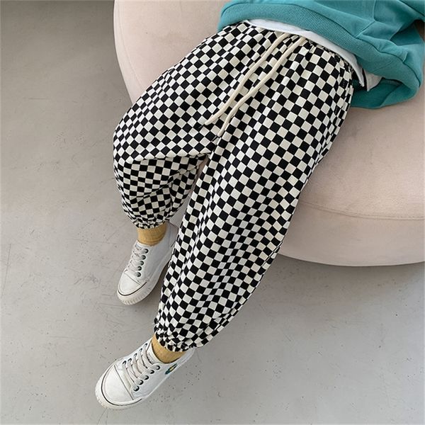 autumn boys and girls chessboard plaid harem pants 1-7 years loose all-match cotton trousers 220512, Blue
autumn boys and girls chessboard plaid harem pants 1-7 years loose all-match cotton trousers 220512, Blue