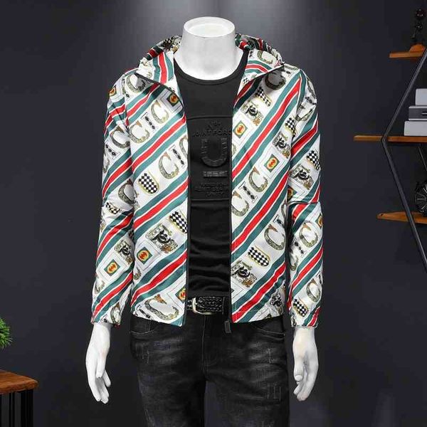 hooded et men's fashion young man korean version slim fitting spring and autumn printing card, Black;brown
hooded et men's fashion young man korean version slim fitting spring and autumn printing card, Black;brown