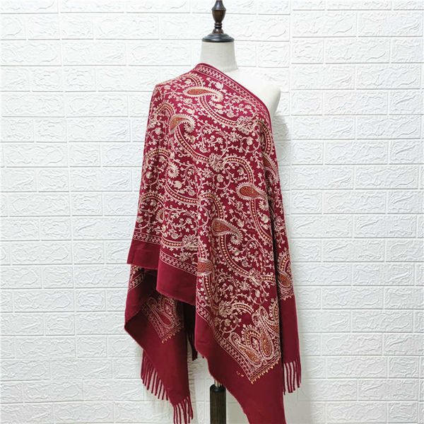 shawl s xinjiang autumn and winter style diamond cashew embroidery cashmere scarf womens ethnic tassel warm, Blue;gray
shawl s xinjiang autumn and winter style diamond cashew embroidery cashmere scarf womens ethnic tassel warm, Blue;gray