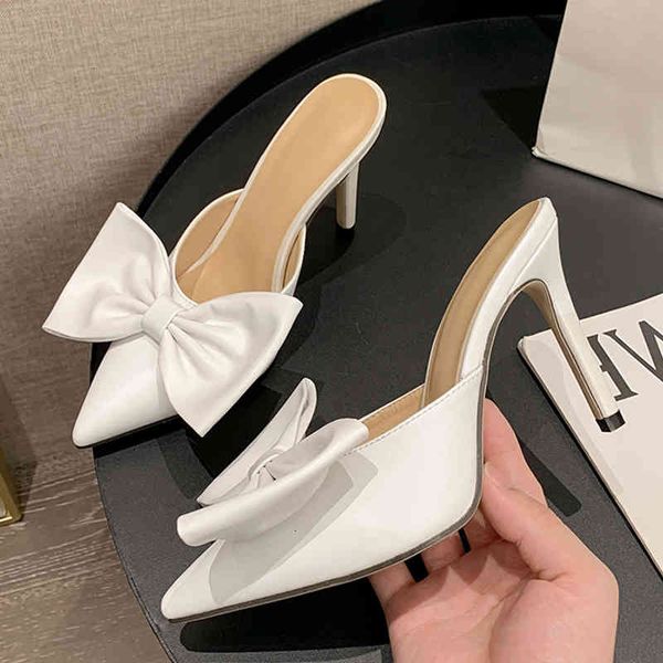 dress shoes 2022 primavera novo dedo do pé apontado mulher bombas moda borboleta-nó design stiletto saltos chinelos sandálias senhoras sapat, Black
dress shoes 2022 primavera novo dedo do pé apontado mulher bombas moda borboleta-nó design stiletto saltos chinelos sandálias senhoras sapat, Black