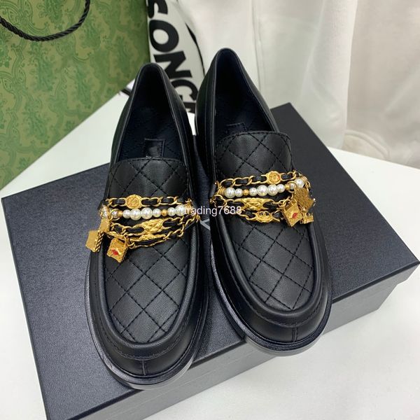 dress shoes in the early spring of , family c xiaoxiangfeng lefu shoes have lingge pearl chain with thick bottom and one foot on lucky, Black
dress shoes in the early spring of , family c xiaoxiangfeng lefu shoes have lingge pearl chain with thick bottom and one foot on lucky, Black