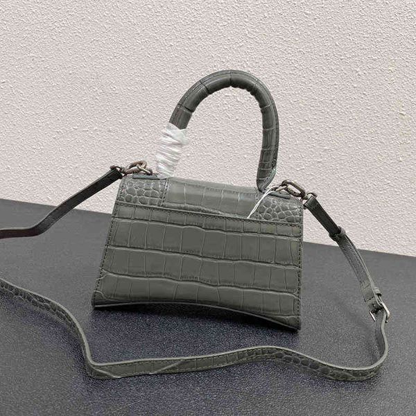 luxurys designer hourglass bags womens handbags purses real leathers shoulder hand crossbody leather
luxurys designer hourglass bags womens handbags purses real leathers shoulder hand crossbody leather