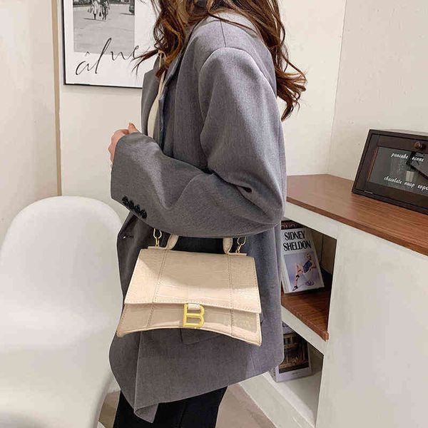 bags 2022 new style texture hourglass bag small women's hand crocodile pattern versatile one shoulder
bags 2022 new style texture hourglass bag small women's hand crocodile pattern versatile one shoulder