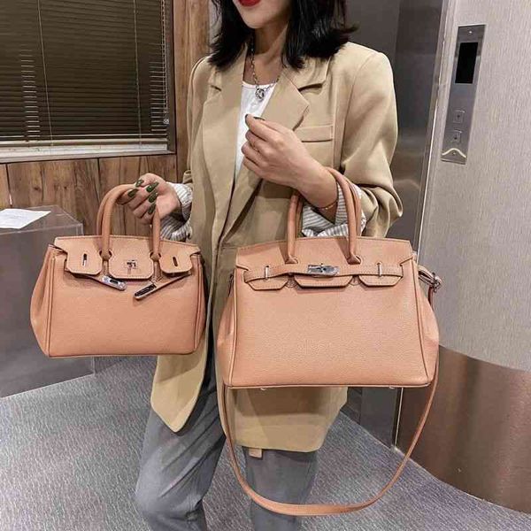 designer luxury birkinss handbags and platinum autumn winter women's bag big 2022 european american fashion versatile single shoulder m
designer luxury birkinss handbags and platinum autumn winter women's bag big 2022 european american fashion versatile single shoulder m