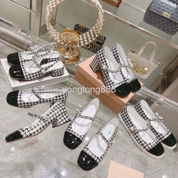 sandals high end quality mary jane thousand bird lattice pearl chain women's shoes thick heel middle fashion simple, Black 
sandals high end quality mary jane thousand bird lattice pearl chain women's shoes thick heel middle fashion simple, Black