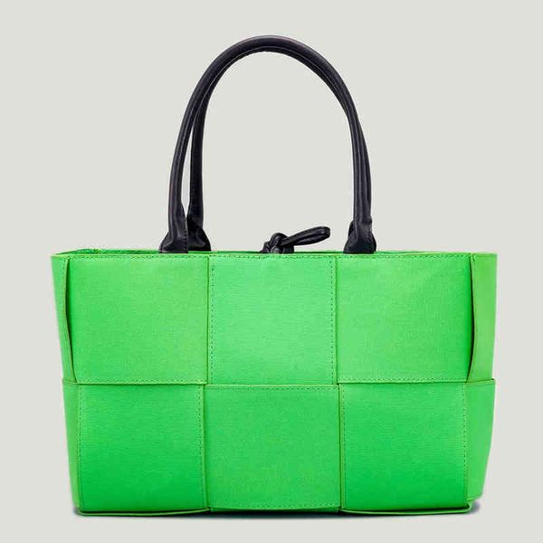 shopping bags spring and summer new large capacity woven tote leisure simple hand plaid canvas bag niche 220420
shopping bags spring and summer new large capacity woven tote leisure simple hand plaid canvas bag niche 220420