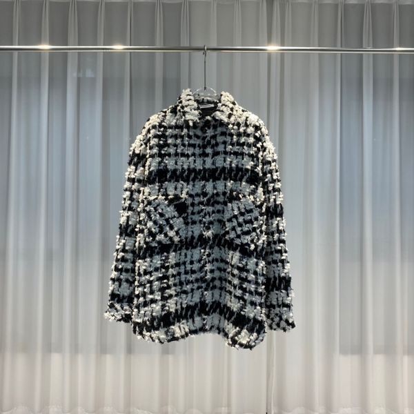 early spring 2021 color block letter short sleeve tee double strand fine cotton fabric black and white sweatshirts 32e, White;black
early spring 2021 color block letter short sleeve tee double strand fine cotton fabric black and white sweatshirts 32e, White;black