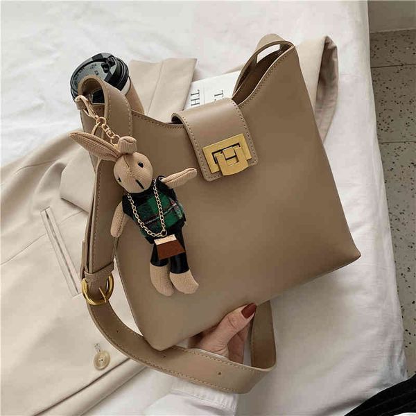 ladies fashion personality trend new brand bag wholesale women oblique cross spu women's simple one shoulder small square
ladies fashion personality trend new brand bag wholesale women oblique cross spu women's simple one shoulder small square