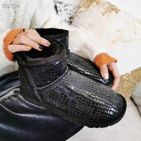 rhinestone women snow boots winter fashion women's shoes outdoor skiing waterproof warm boot waterproofs and warm shoe stone grain, Black
rhinestone women snow boots winter fashion women's shoes outdoor skiing waterproof warm boot waterproofs and warm shoe stone grain, Black