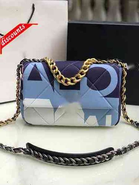 1160 design luxury woman's brand letter plaid shoulder chain cc bag lambskin graffiti handbag vintage messenger bags real leather le bo, Black;red
1160 design luxury woman's brand letter plaid shoulder chain cc bag lambskin graffiti handbag vintage messenger bags real leather le bo, Black;red