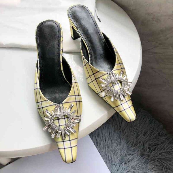 slippers gaoding niche leather small square head high-heeled slippers women's button thick heel baotou muller sandals, Black
slippers gaoding niche leather small square head high-heeled slippers women's button thick heel baotou muller sandals, Black