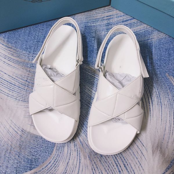 2022 women luxury designer sandals summer ladies woman slides fashion retro rubber triangle loafers beach footwear fashion pra and da round, Black
2022 women luxury designer sandals summer ladies woman slides fashion retro rubber triangle loafers beach footwear fashion pra and da round, Black