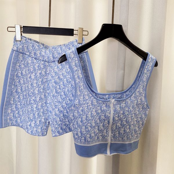 fashion summer 3 color women's two piece pants knit set casual 2022 new suit letter sleeveless zipper u-neck +elasticity waist shorts, White
fashion summer 3 color women's two piece pants knit set casual 2022 new suit letter sleeveless zipper u-neck +elasticity waist shorts, White