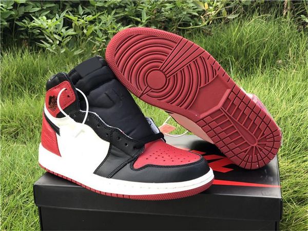 2020 authentic 1 high og bred toe basketball shoes men women gym red black-summit white outdoor sports sneakers with original box
2020 authentic 1 high og bred toe basketball shoes men women gym red black-summit white outdoor sports sneakers with original box