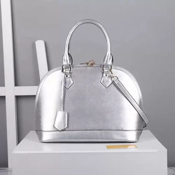 hbp designers tote pochette almas bb shell bag embossing pu leather luxury totes designer handbags women shoulder bags handbag with key lock
hbp designers tote pochette almas bb shell bag embossing pu leather luxury totes designer handbags women shoulder bags handbag with key lock