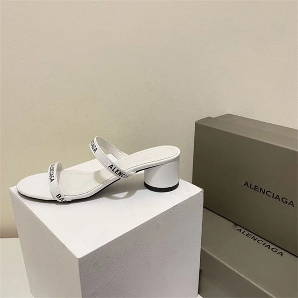 52% off 2022 summer new pair of family thick slippers french fashion high heels with sandals for women to wear out, Black
52% off 2022 summer new pair of family thick slippers french fashion high heels with sandals for women to wear out, Black