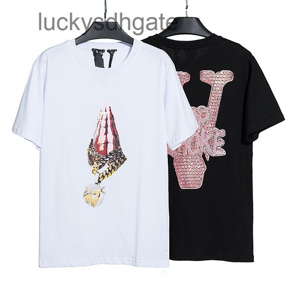 designer v lone t shirt and shirts four seasons backing short sleeve palm large print loose t-shirt lining, White;black
designer v lone t shirt and shirts four seasons backing short sleeve palm large print loose t-shirt lining, White;black